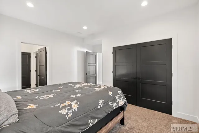 $1,325,000 | 3425 Kestrel Island Park, Island Park, ID 83429