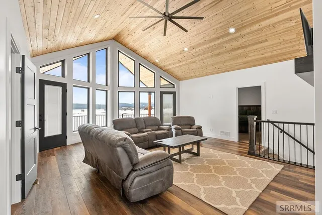 $1,325,000 | 3425 Kestrel Island Park, Island Park, ID 83429