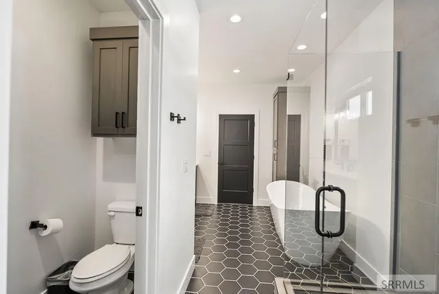 $1,325,000 | 3425 Kestrel Island Park, Island Park, ID 83429