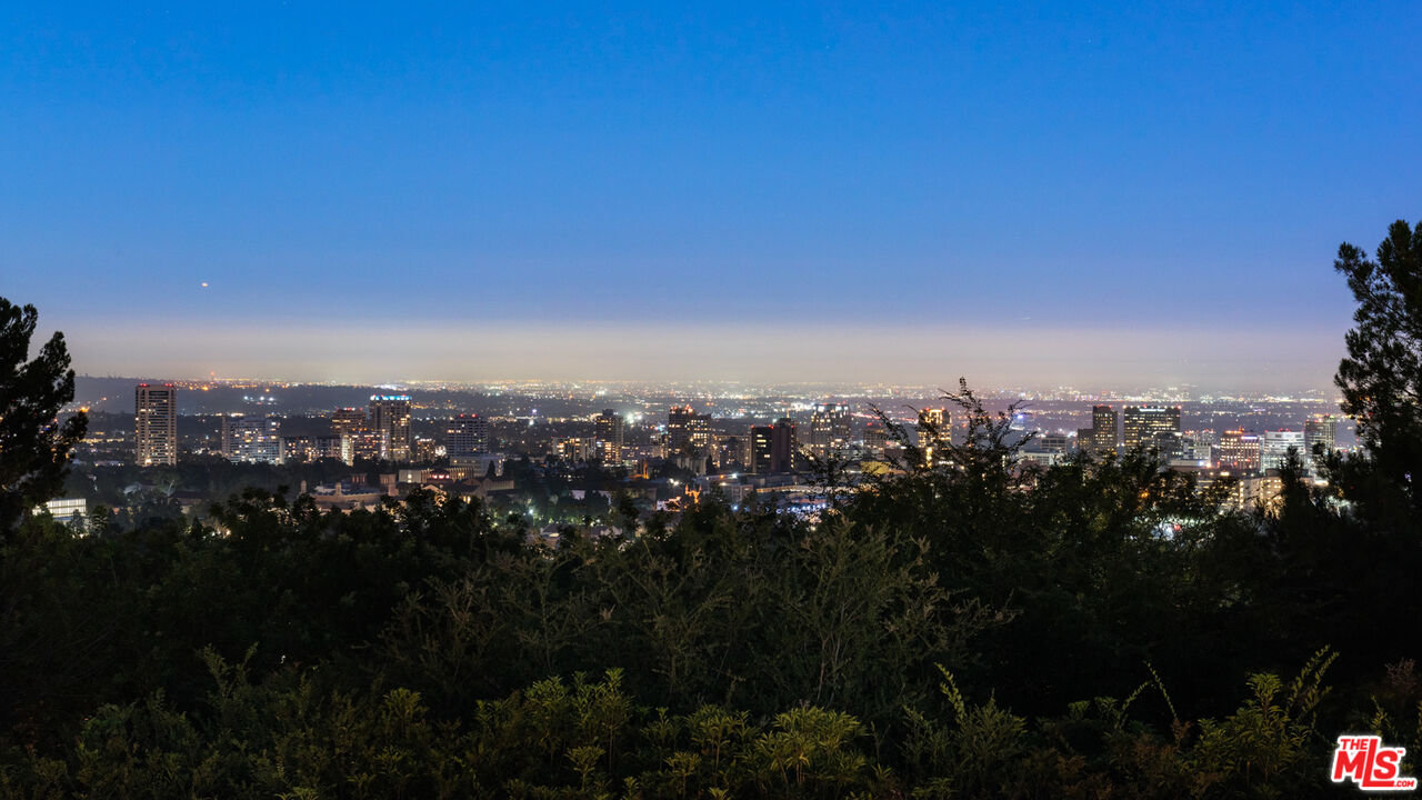737 Sarbonne Road Los Angeles, CA 90077 - Photo 1 of 1 Gallery Image 1