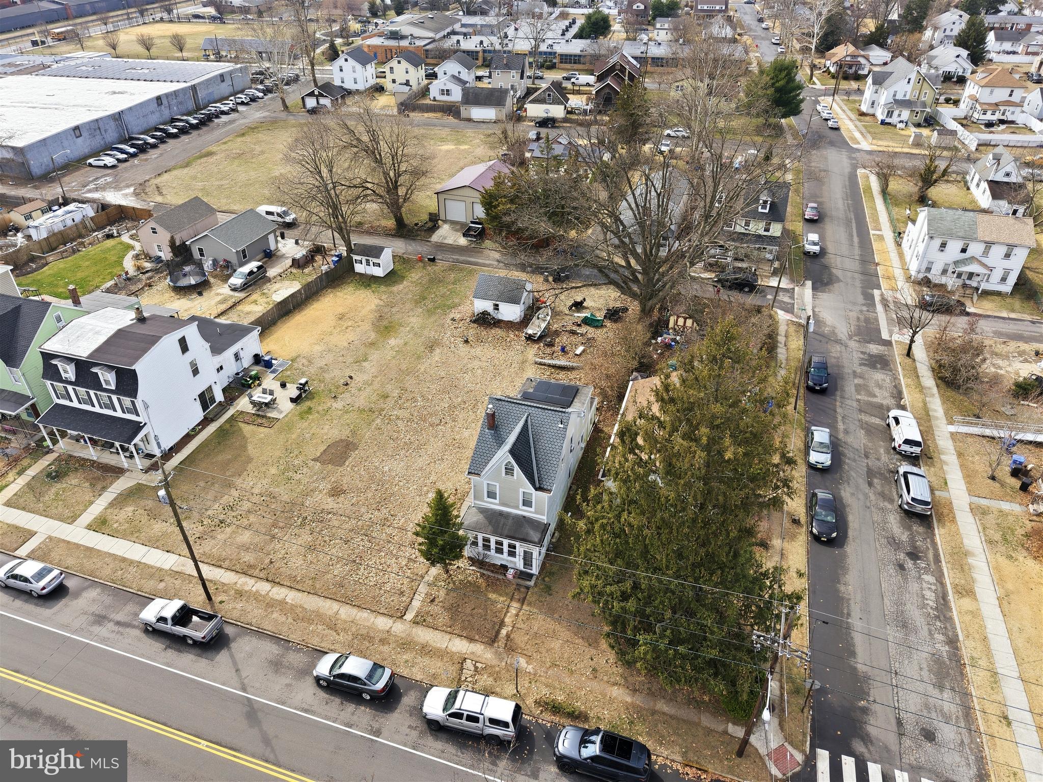 605 Broad Street Beverly, NJ 08010 - Photo 33 of 40