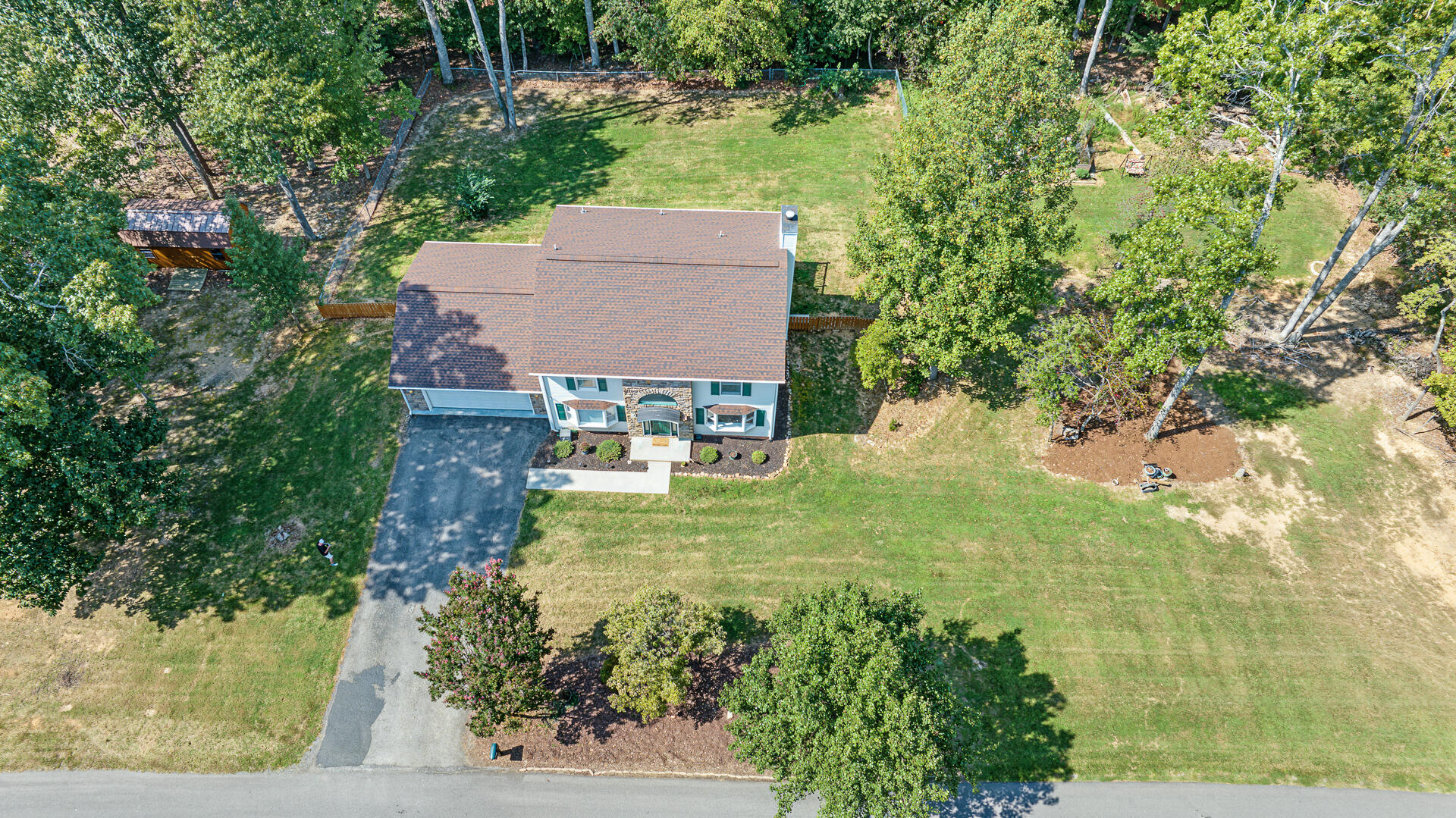 121 Oak Ridge Ct-16
