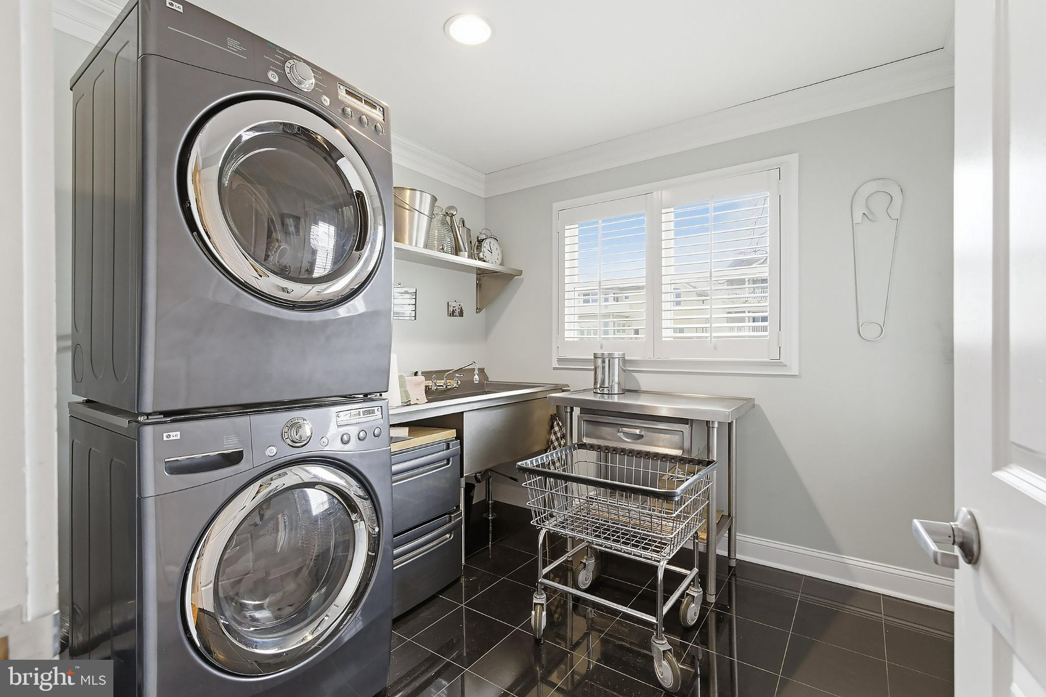33 Sands Point Road Waretown, NJ 08758 - Photo 16 of 79 Sleek laundry space with modern appliances.