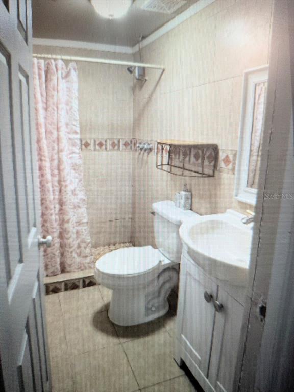 2725 Sample Street Kissimmee, FL 34744 - Photo 7 of 8