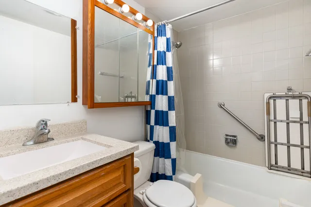 $100,000 | 222 Madison Street, Unit 404, Joliet, IL 60435