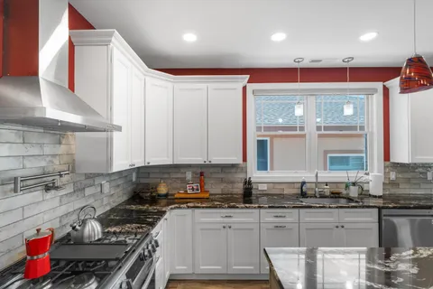 $2,195,000 | 305 East Stockton Road, Wildwood Crest, NJ 08260