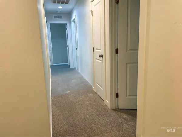 $725,000 | 1119 10th Avenue South, Nampa, ID 83651