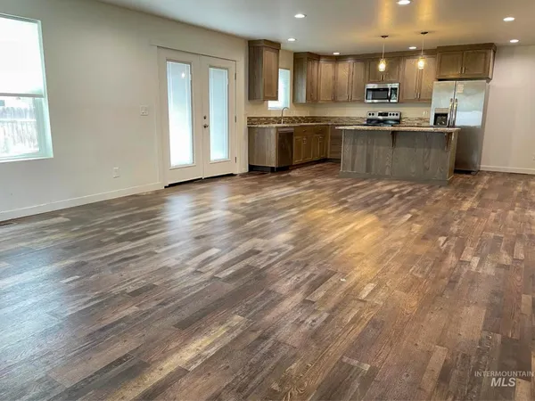 $725,000 | 1119 10th Avenue South, Nampa, ID 83651