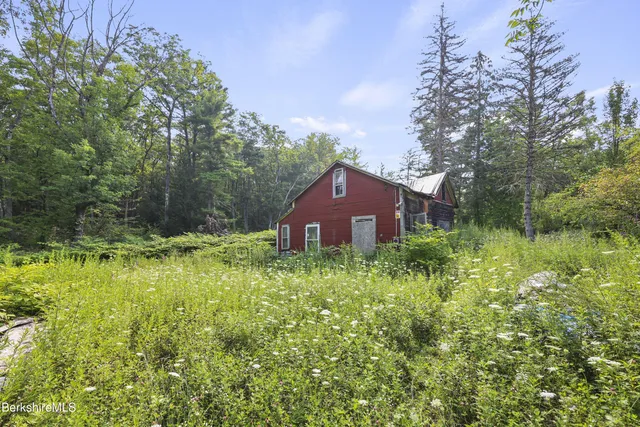 $120,000 | 212 East Hill Road, New Marlborough, MA 01259