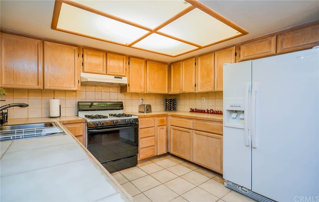 116 West Maple Street, Unit 6 Glendale, CA 91204 - Photo 17 of 61