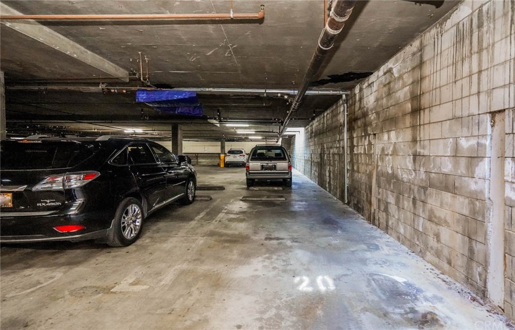116 West Maple Street, Unit 6 Glendale, CA 91204 - Photo 58 of 61 Garage Space