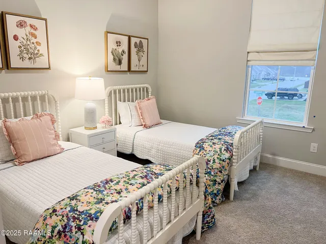 $2,700 | 132 Belle Lake Drive, Lafayette, LA 70506