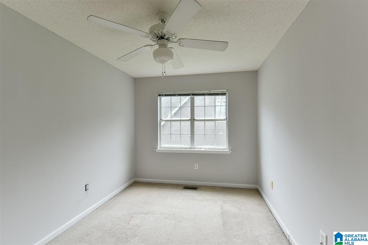160 Lake Terrace Alabaster, AL 35007 - Photo 27 of 36