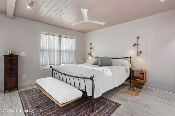 $497,750 | 527 Front Beach Drive, Unit 20, Ocean Springs, MS 39564