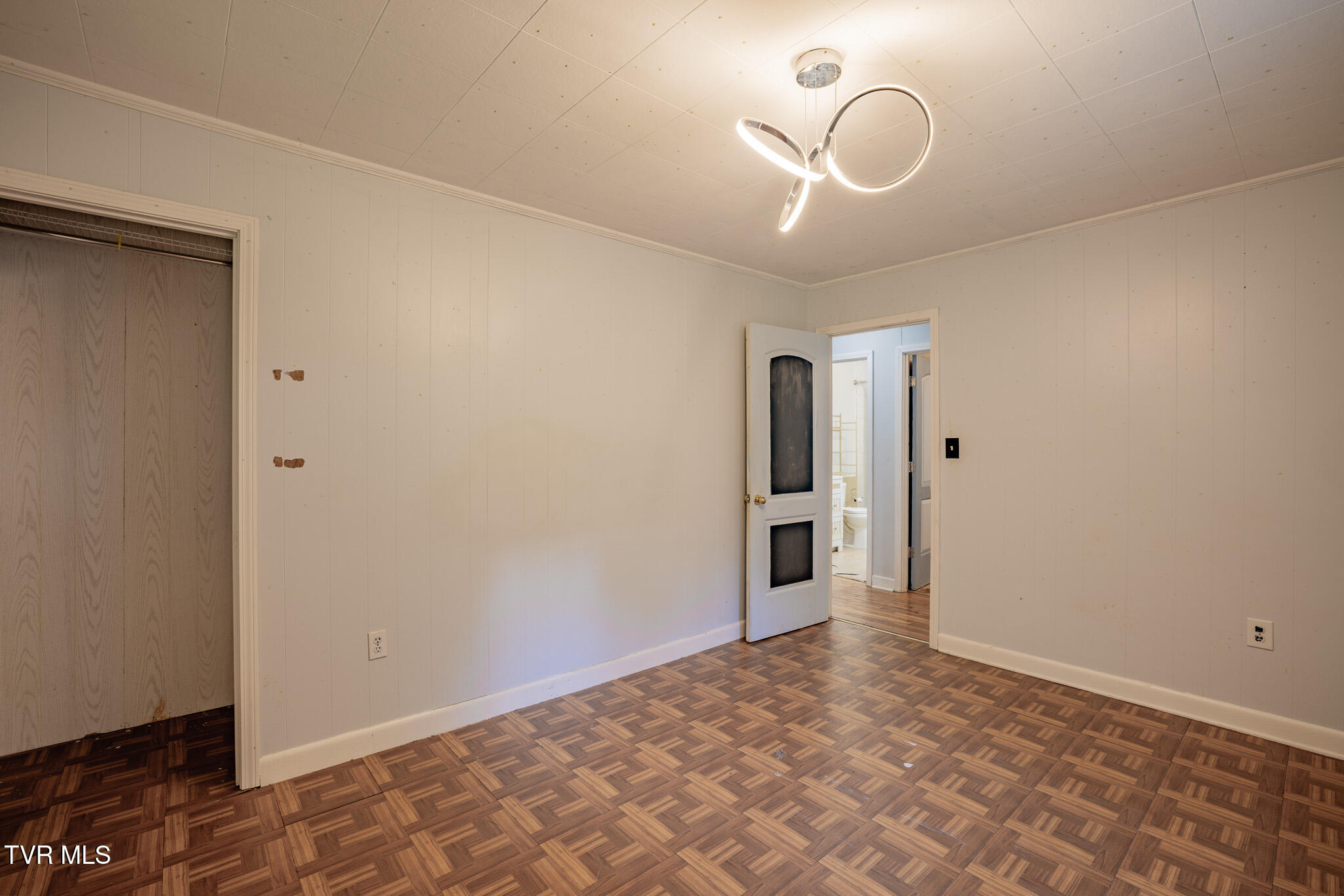 1380 Allison Gap Road Saltville, VA 24370 - Photo 19 of 35 1R9A7168-HDR