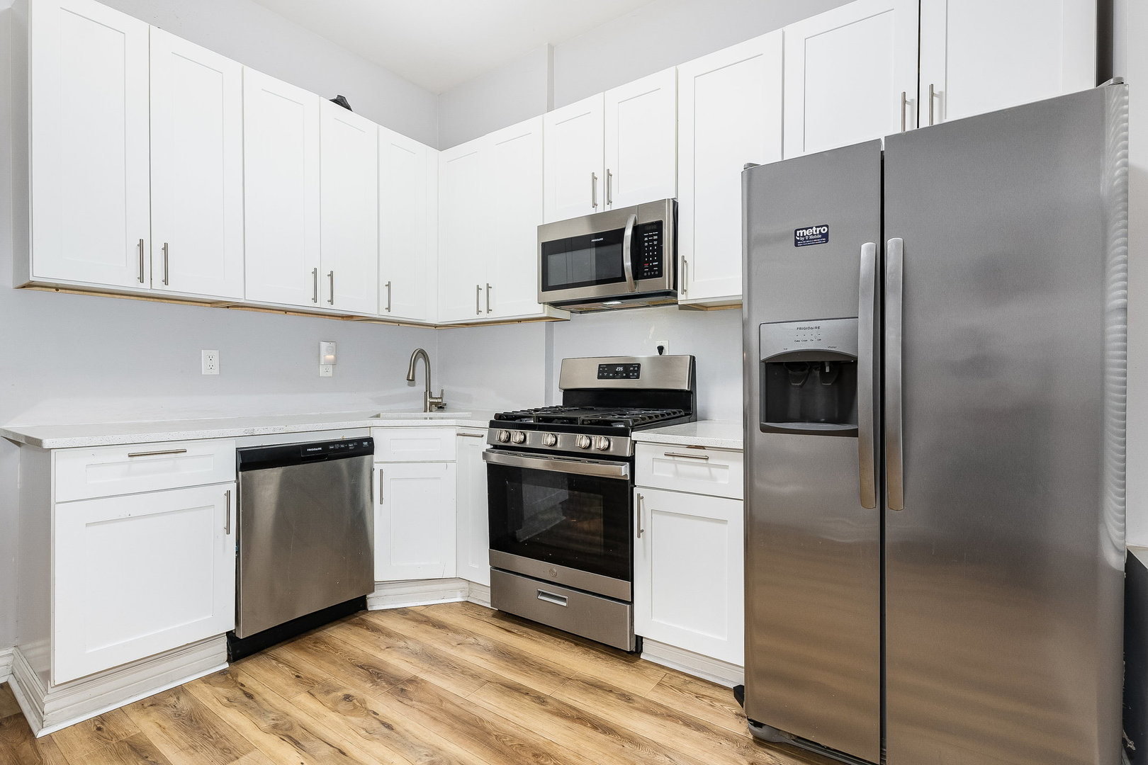 1918 South Ridgeway Avenue Chicago, IL 60623 - Photo 10 of 13 Gallery Image 10