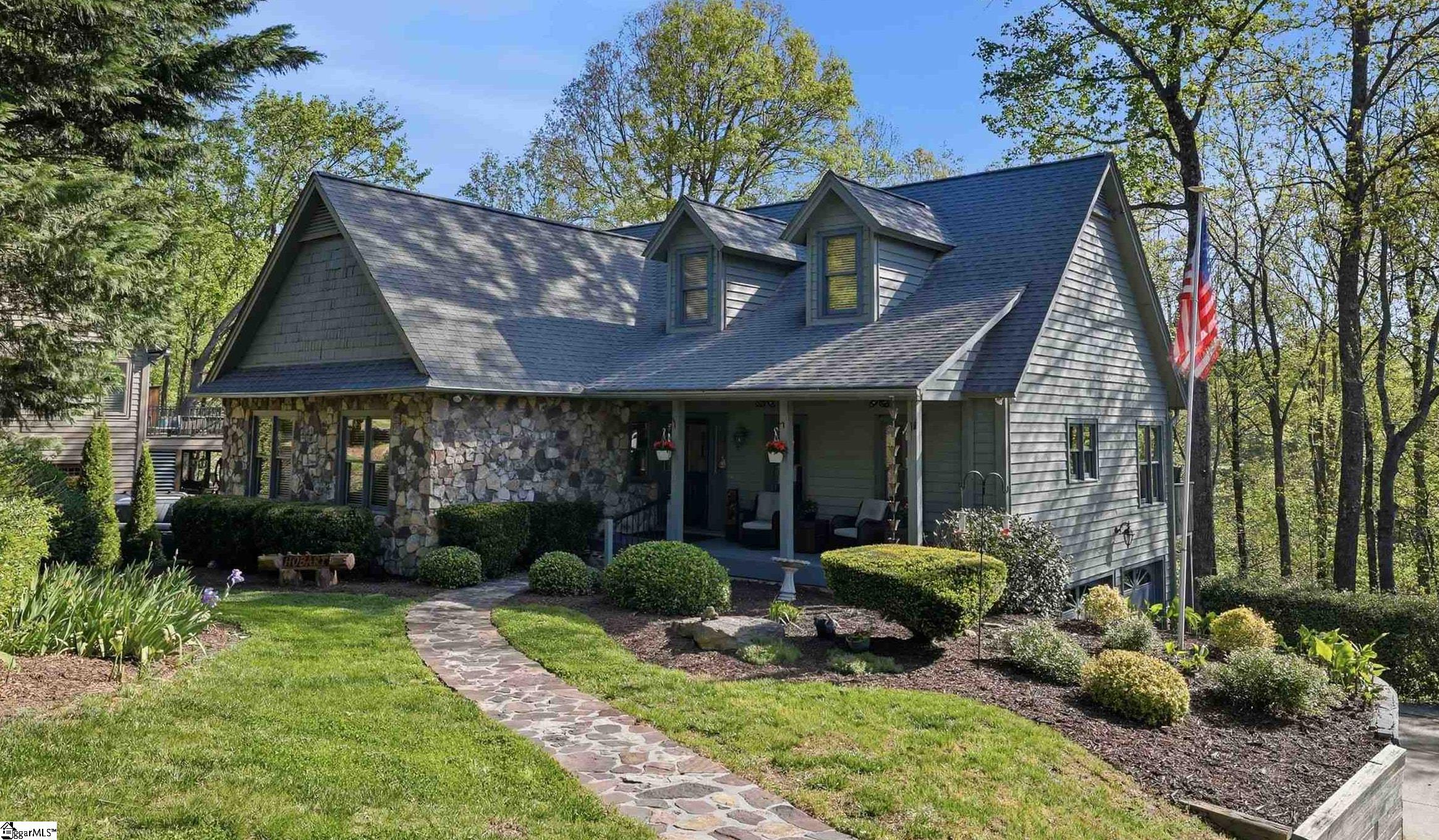 121 Raptor Way Landrum, SC 29356 - Photo 2 of 28
