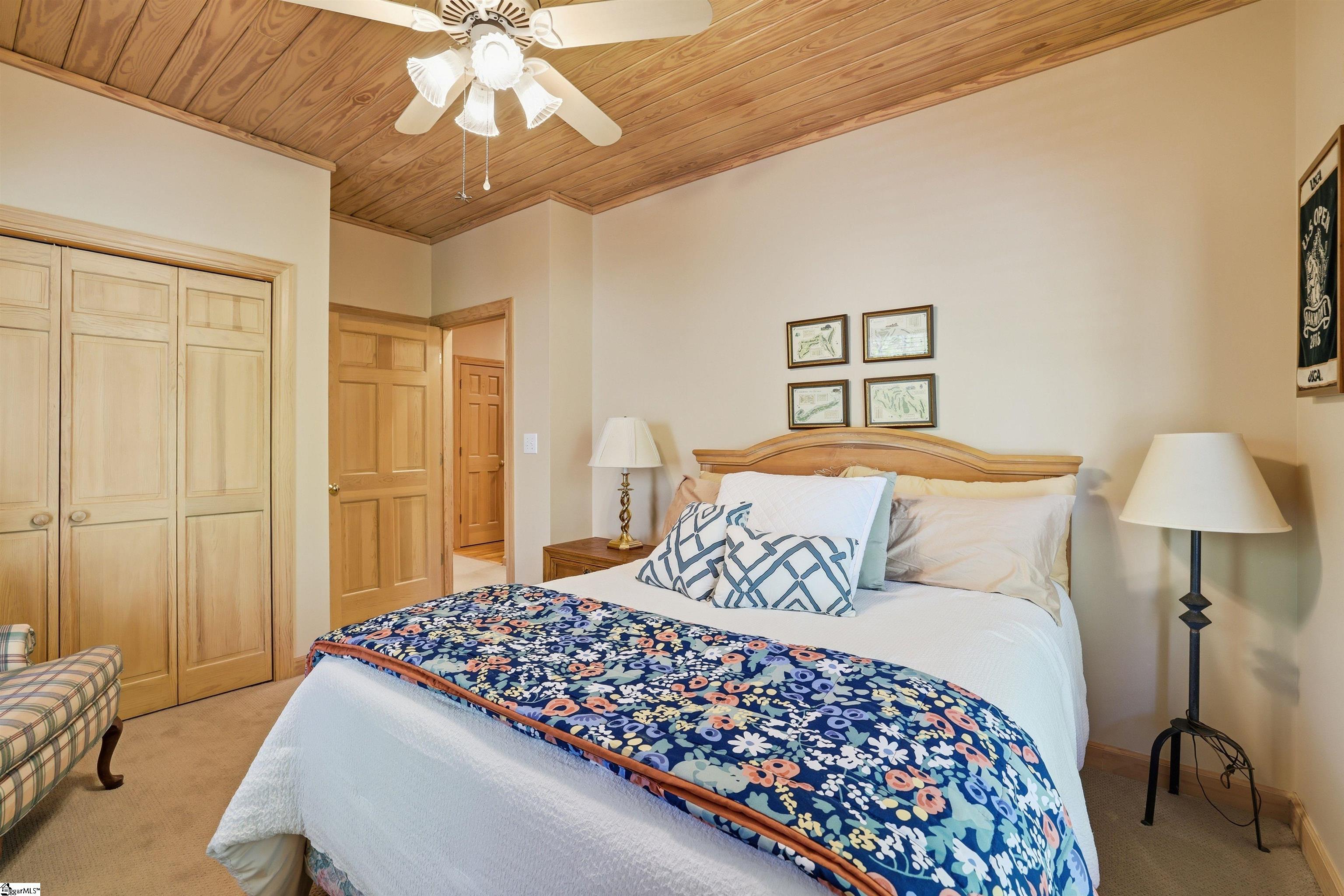 121 Raptor Way Landrum, SC 29356 - Photo 10 of 28