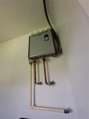 $239,900 | 432 Palmetto Street, Edgewater, FL 32132