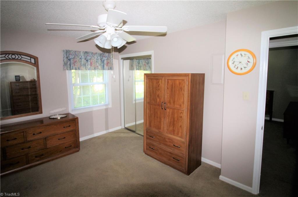 707 Summit Road High Point, NC 27265 - Photo 17 of 28