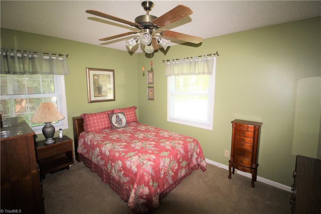 707 Summit Road High Point, NC 27265 - Photo 19 of 28