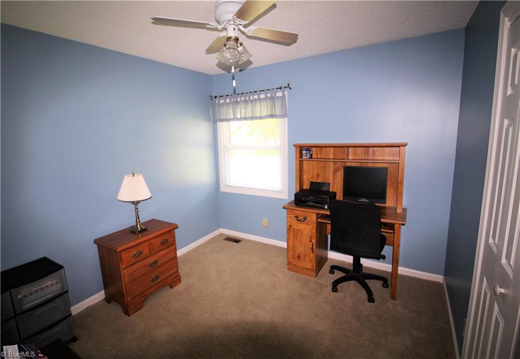 707 Summit Road High Point, NC 27265 - Photo 20 of 28