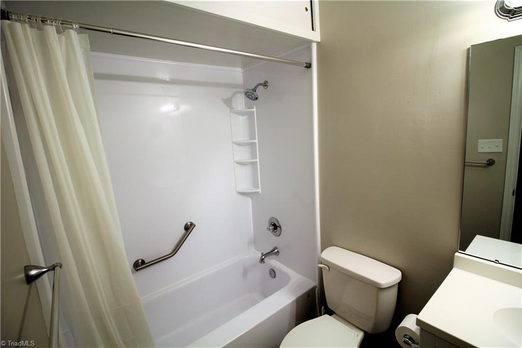 707 Summit Road High Point, NC 27265 - Photo 21 of 28