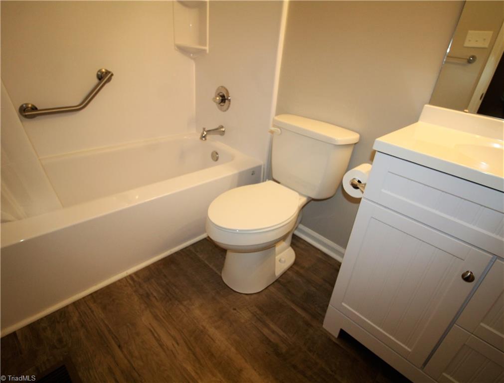 707 Summit Road High Point, NC 27265 - Photo 23 of 28
