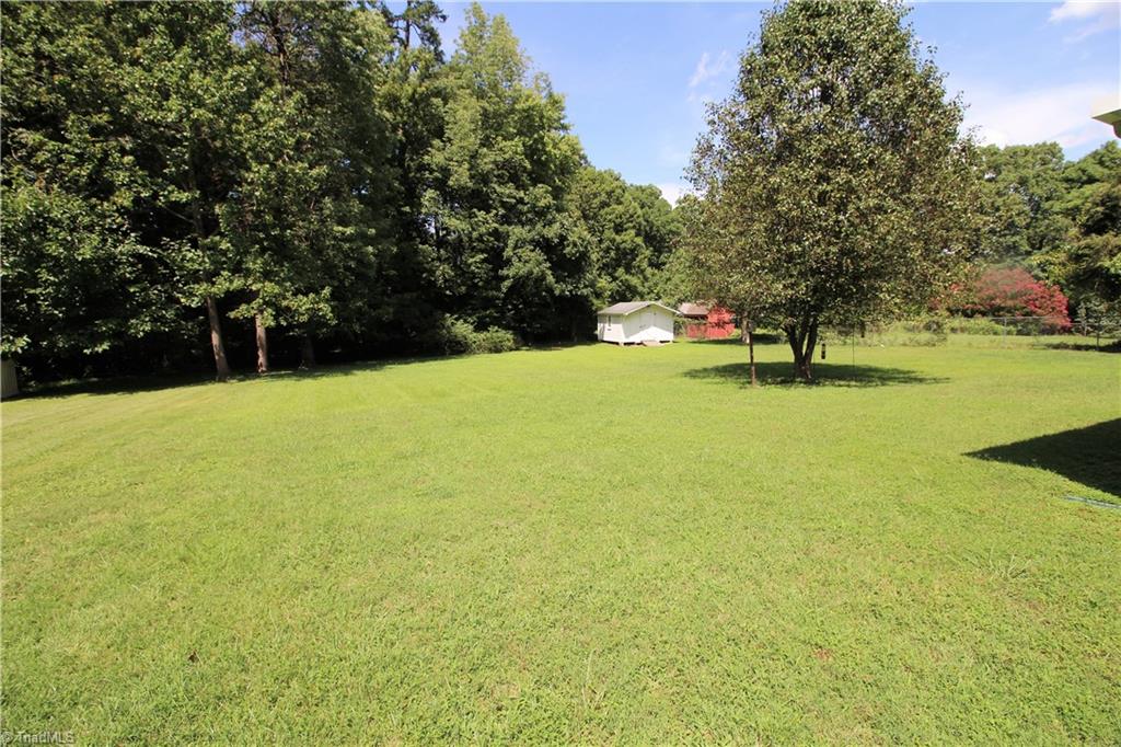 707 Summit Road High Point, NC 27265 - Photo 24 of 28