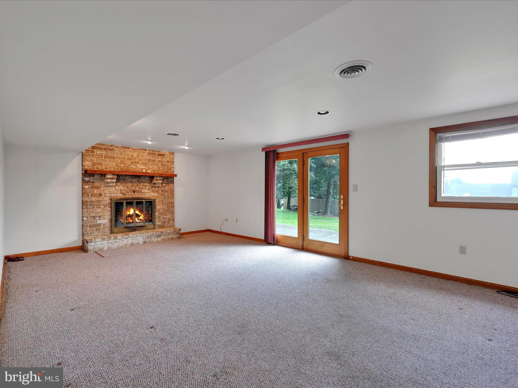 2620 Pinewood Road Lancaster, PA 17601 - Photo 24 of 34 Family Room