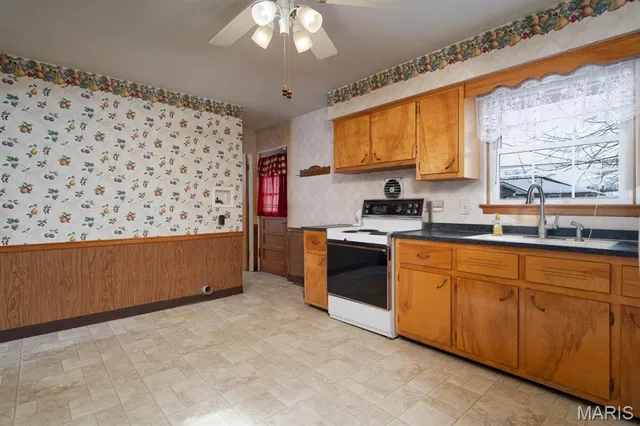 $160,000 | 2570 Boyle Avenue, Granite City, IL 62040