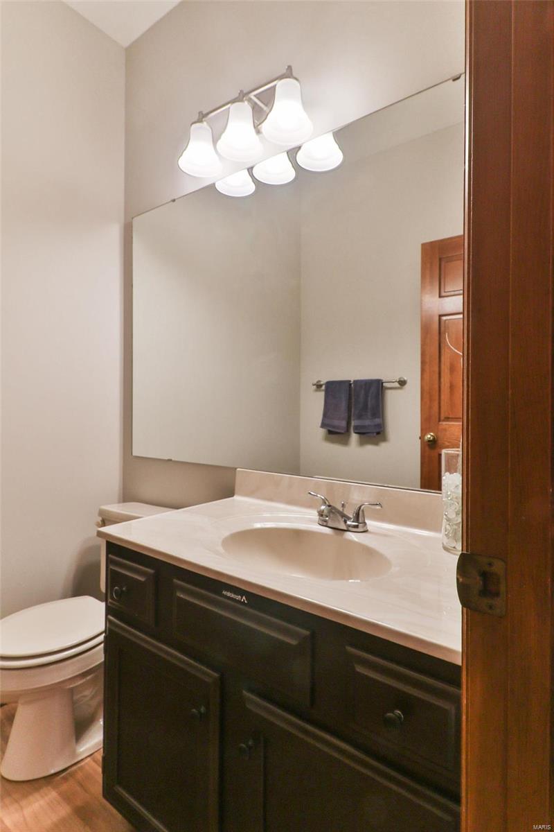 930 Cleta Drive Ballwin, MO 63021 - Photo 14 of 30 Gallery Image 14