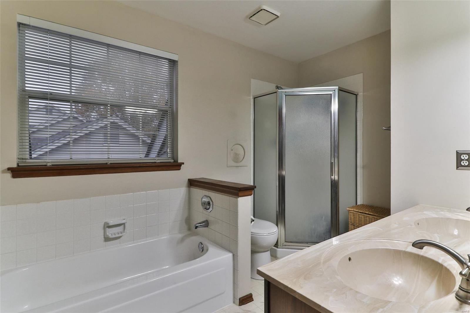 930 Cleta Drive Ballwin, MO 63021 - Photo 18 of 30 Gallery Image 18