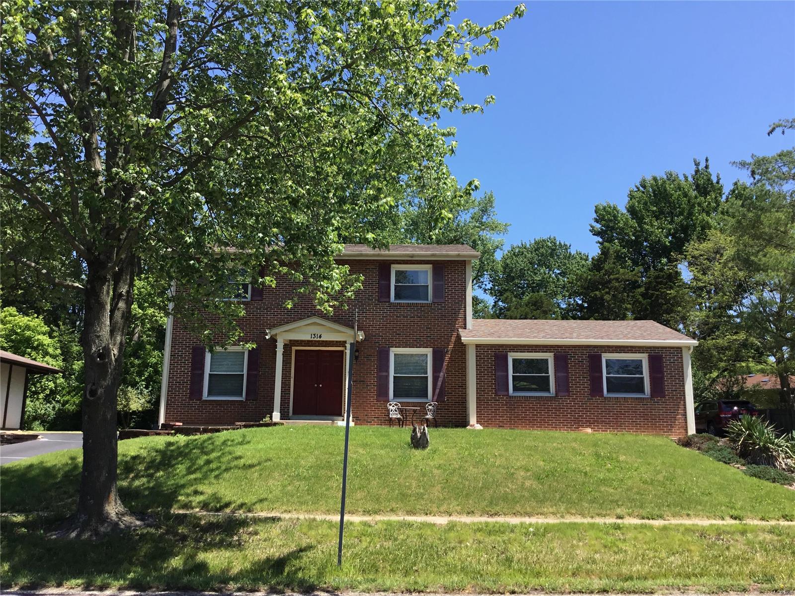 1314 Creve Coeur Mill Road St. Louis, MO 63146 - Photo 1 of 48 Gallery Image 1