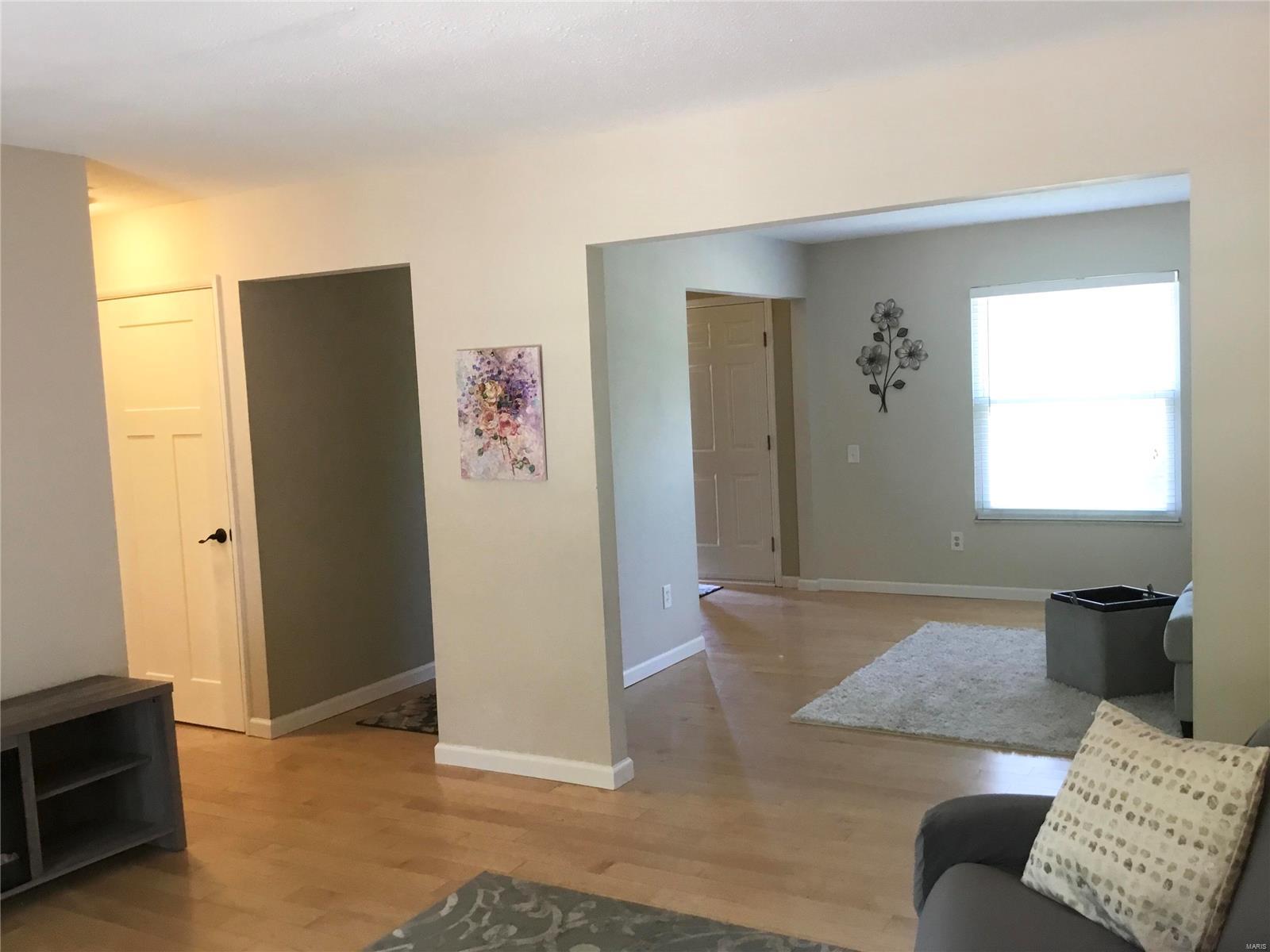 1314 Creve Coeur Mill Road St. Louis, MO 63146 - Photo 11 of 48 Gallery Image 11