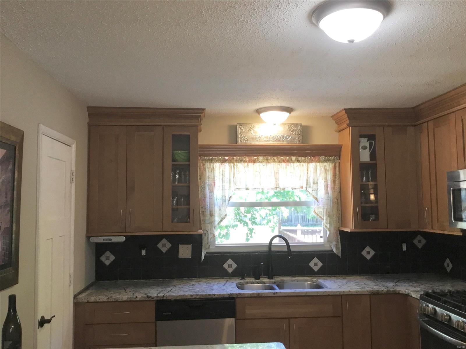 1314 Creve Coeur Mill Road St. Louis, MO 63146 - Photo 19 of 48 Gallery Image 19