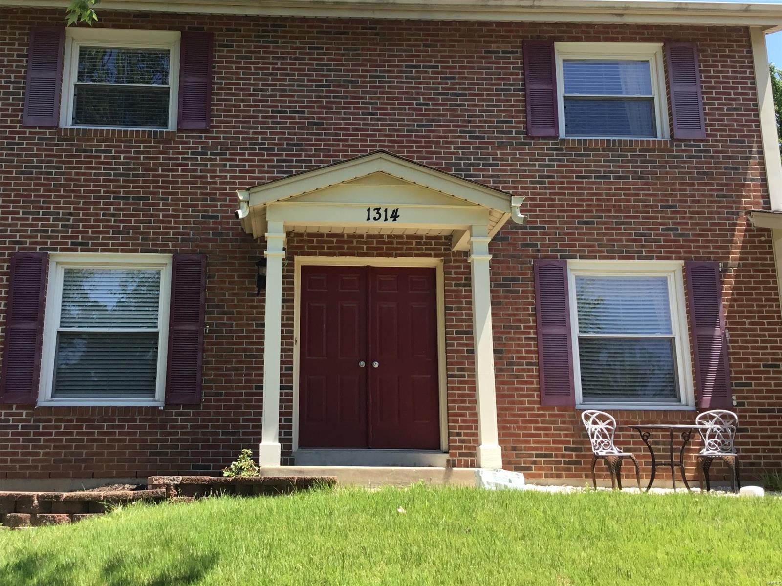 1314 Creve Coeur Mill Road St. Louis, MO 63146 - Photo 4 of 48 Gallery Image 4