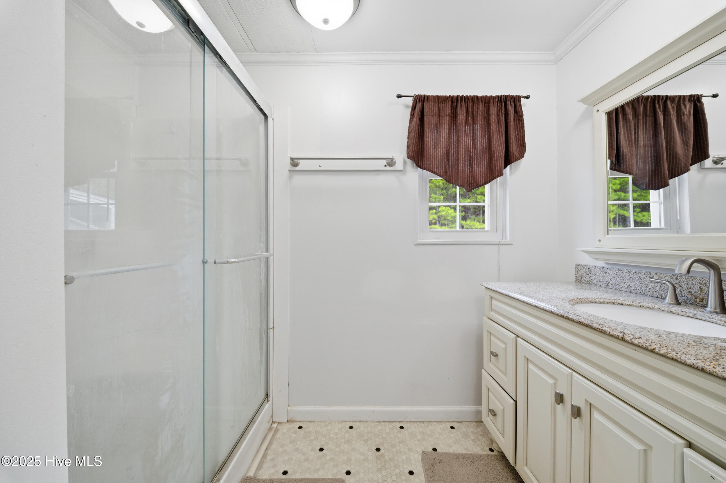 632 Ambrose Road Creswell, NC 27928 - Photo 20 of 36 Master Bath