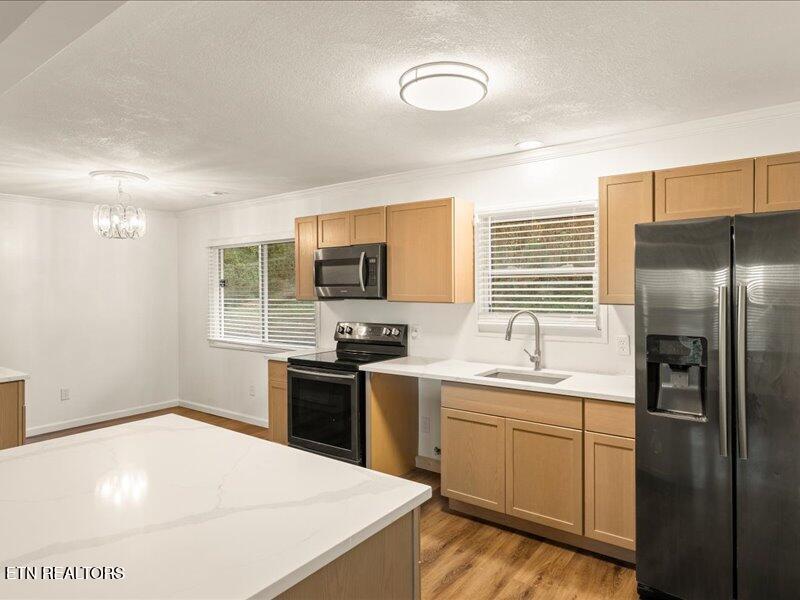 1916 Rosedale Avenue Knoxville, TN 37915 - Photo 5 of 20 05-Kitchen