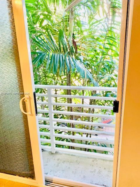 619 Meridian Avenue, Unit 4 Miami Beach, FL 33139 - Photo 13 of 30