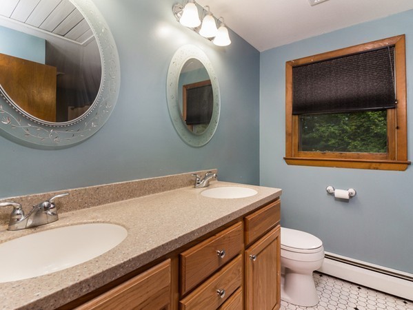 9 Paddock Road Easton, MA 02375 - Photo 18 of 28 Gallery Image 18