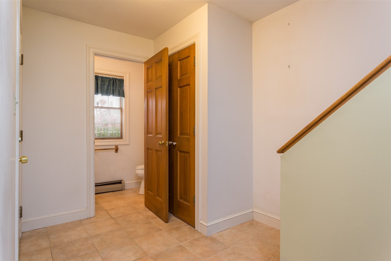 D3 Wade Farm Road Newmarket, NH 03857 - Photo 17 of 40 Gallery Image 17