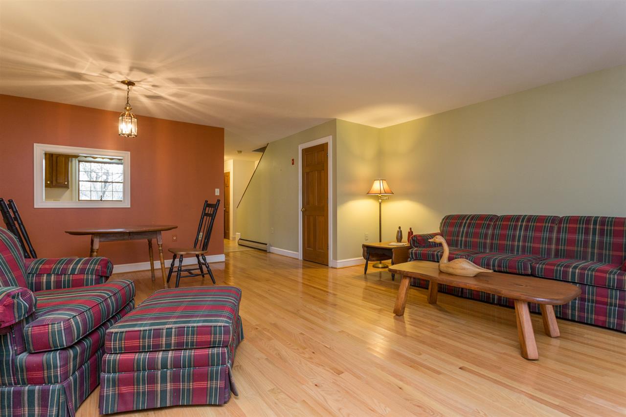 D3 Wade Farm Road Newmarket, NH 03857 - Photo 5 of 40 Gallery Image 5