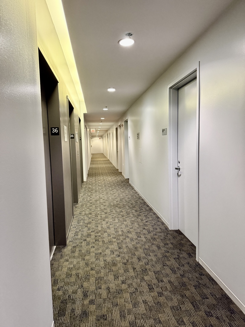 235 West Van Buren Street, Unit 3606 Chicago, IL 60607 - Photo 4 of 15