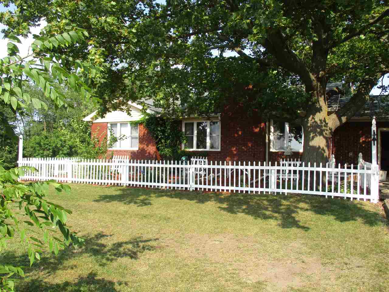 6697 South Durand Road Durand, MI 48429 - Photo 37 of 47