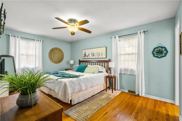$385,000 | 212 Southwest Craigmont Drive, Lee's Summit, MO 64081