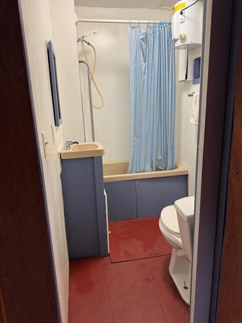 91 Gore Road Naples, ME 04055 - Photo 5 of 12 91 Gore Bathroom