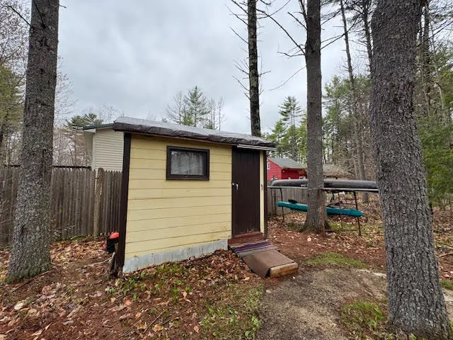 $99,900 | 91 Gore Road, Naples, ME 04055