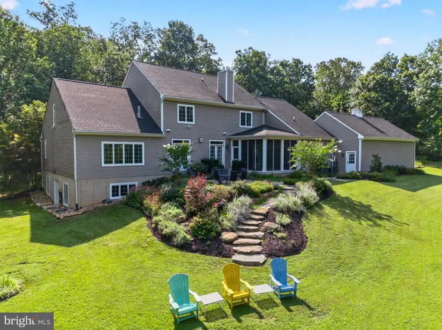 $1,350,000 | 8986 Woodward Road, Marshall, VA 20115