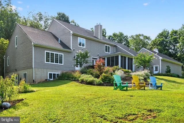 $1,350,000 | 8986 Woodward Road, Marshall, VA 20115